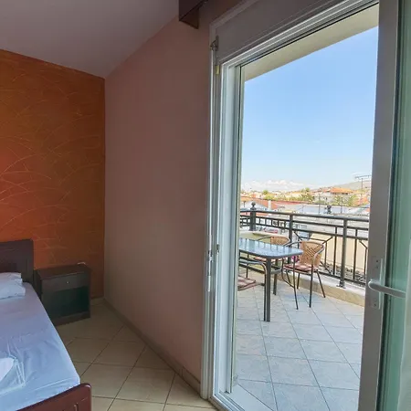 Lina Apartments Potos